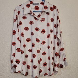 Blue B White Top with Red Lip Print